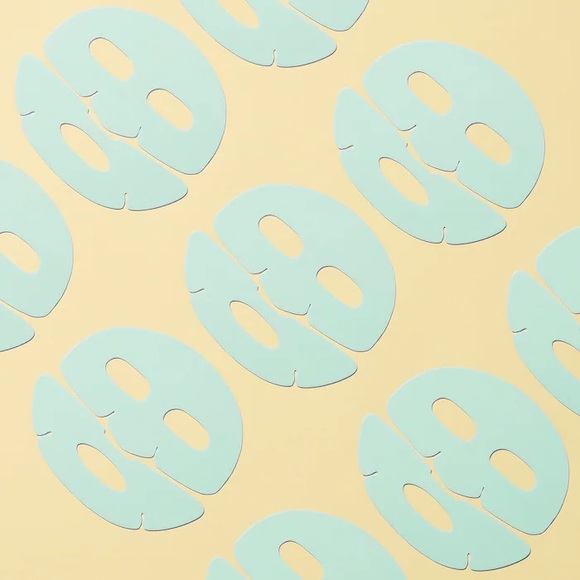 Cryo Rubber™ Face Mask With Soothing Allantoin - Picture 3 of 6